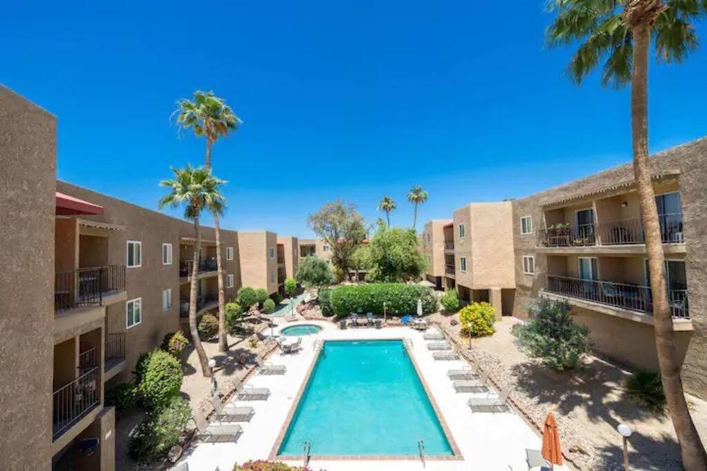 Pool King Lake Suite-Walk To Dt & Lake! Lake Havasu City Exterior photo
